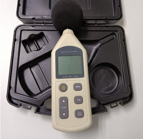 噪声分析仪