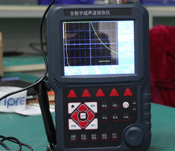 超声波探伤仪